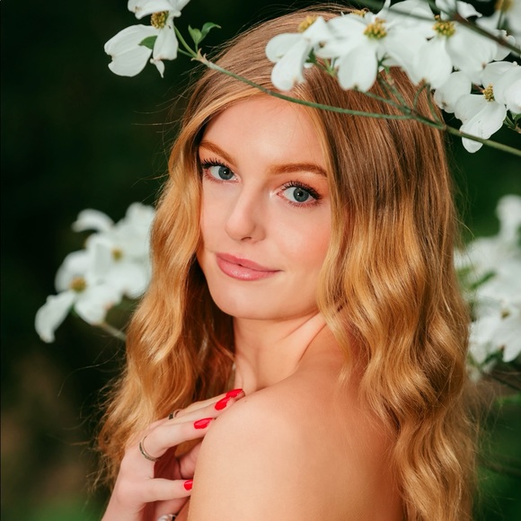 Profile Picture of Lilly Santmyer (@lillyryane) on Poshmark