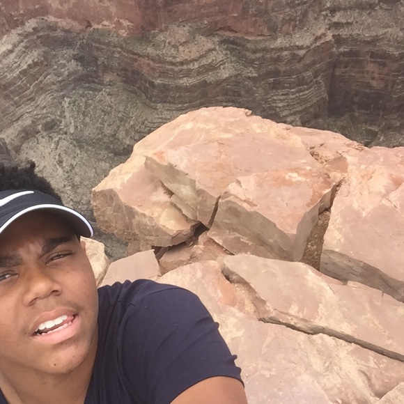 Profile Picture of Emanuel Hawkins (@emanuelhawkins5) on Poshmark