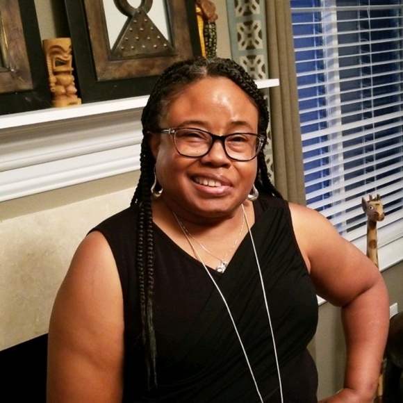 Profile Picture of Treece Bozman (@treroe64_0507) on Poshmark