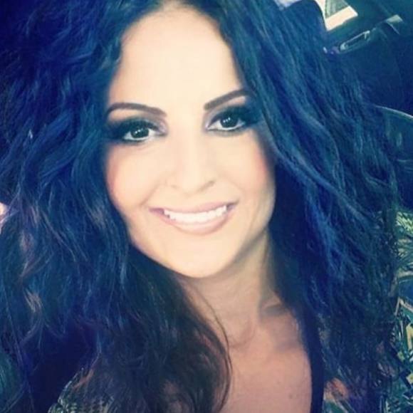 Profile Picture of Nina Challita (@ninachallita) on Poshmark