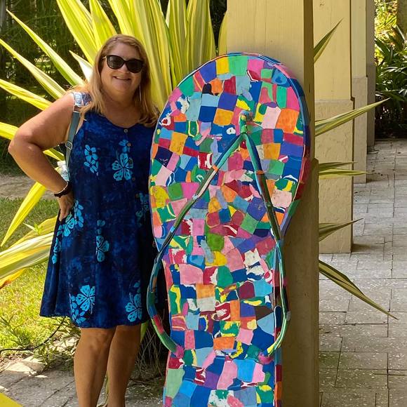 Profile Picture of Debbie Hughes (@debbiehughes901) on Poshmark