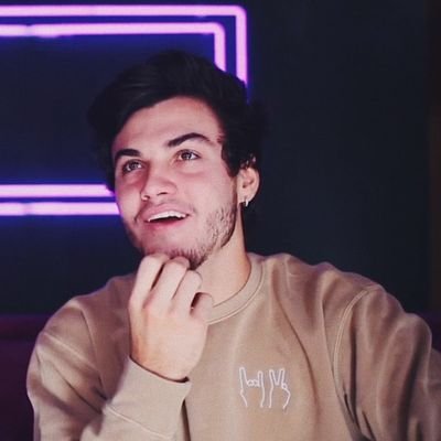 Profile Picture of Hope (@FaithfullyDolan) on Twitter