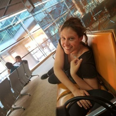 Profile Picture of Sandra Garcia (@sandragriv) on Twitter