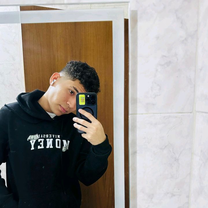 Profile Picture of Daniel Vegas (@daniellvegass) on Tiktok