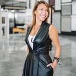 Profile Picture of Jenny Rosse🌟Interior Designer🌟 (@jennyrossedesigns) on Instagram