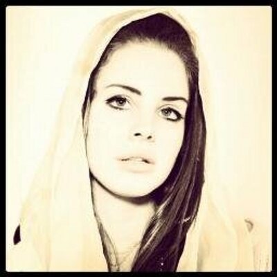 Profile Picture of Elizabeth Grant (@kamiAloli) on Twitter