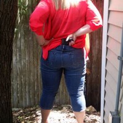 Profile Picture of Carly Doherty (@Carlsbad333) on Twitter