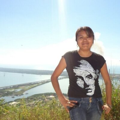 Profile Picture of Sol Morales (@solmorales1008) on Twitter