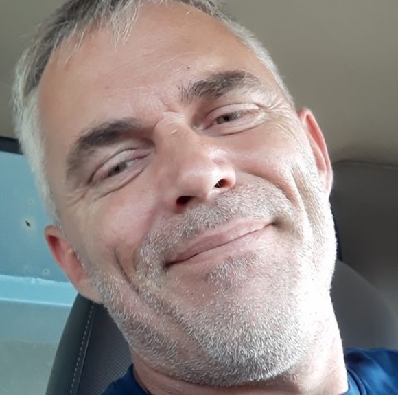 Profile Picture of Eric Siddall (@e_msiddall) on Poshmark