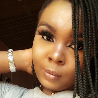 Profile Picture of Amy_vee (@Amyvee13) on Twitter