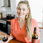 Profile Picture of a͟m͟b͟e͟r͟ w͟a͟l͟l͟a͟c͟e͟ (@thefearlesscurvy_amber) on Instagram