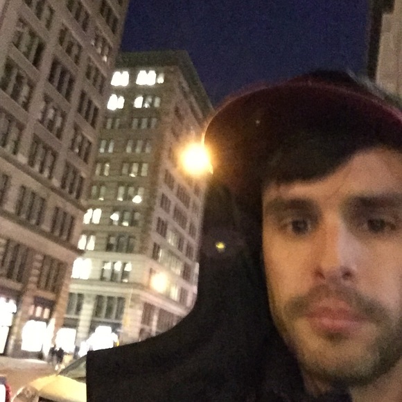 Profile Picture of Charlie Stackhouse (@charliestacky) on Poshmark