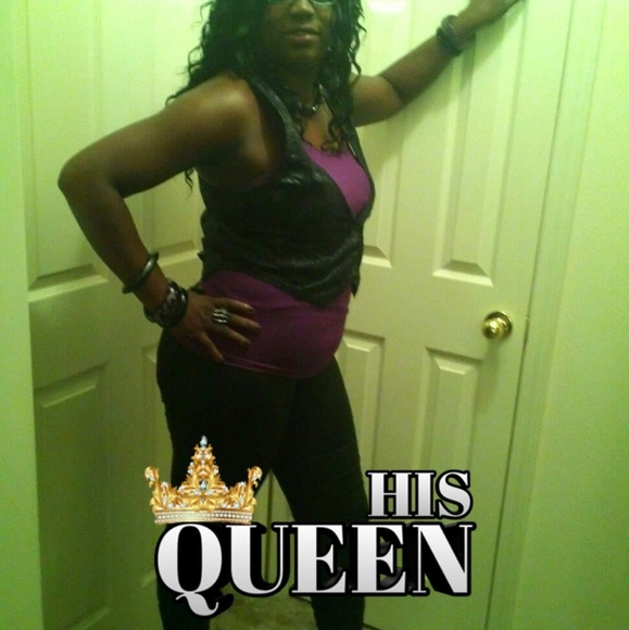 Profile Picture of Elitha Bell (@elithabell258) on Poshmark