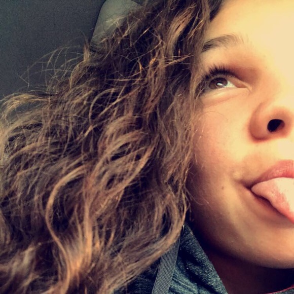 Profile Picture of Maya Stefanski (@httpmaya) on Poshmark