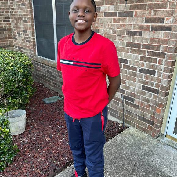 Shavon Walker - Poshmark Profile Picture of Shavon Walker (@shvnwalker) on Poshmark