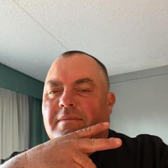 Profile Picture of robertguider (@robert.guider) on Tiktok