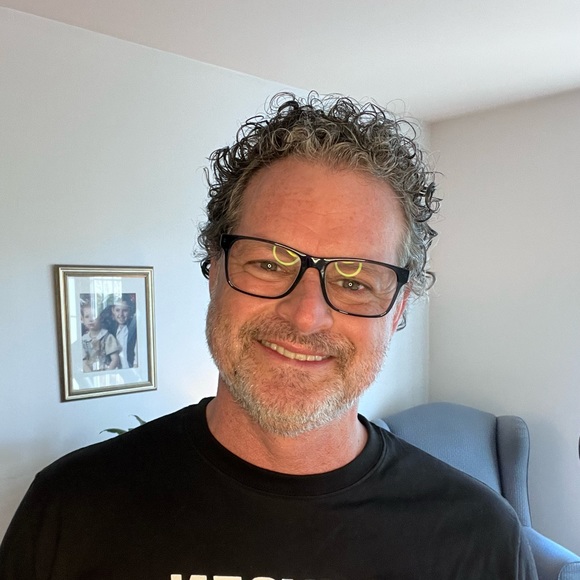 Profile Picture of Marc Simard (@superhumain) on Poshmark