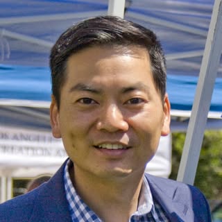 Profile Picture of Robert Lee Ahn for Congress (@robertleeahn) on Instagram