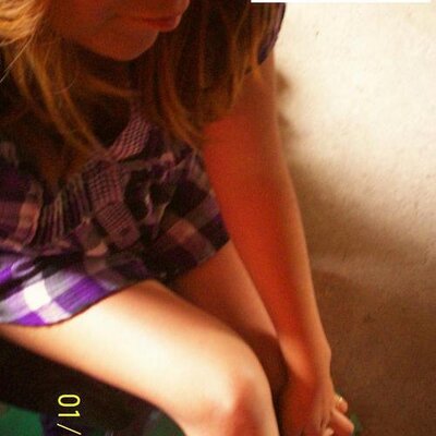 Profile Picture of Berenice Alcantara (@BeReb0mb) on Twitter