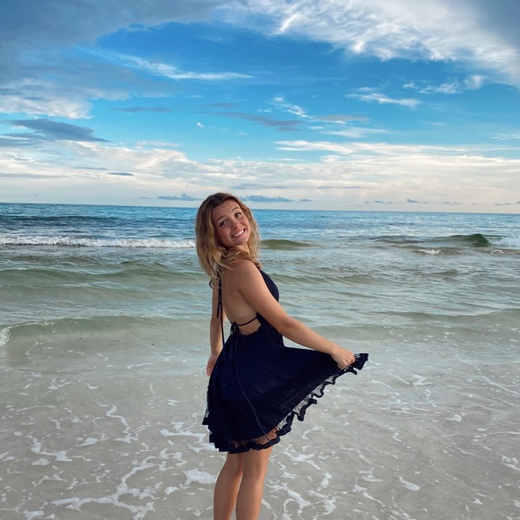 Mckenzie Thurmond - Poshmark Profile Picture of Mckenzie Thurmond (@kenziethurmond) on Poshmark