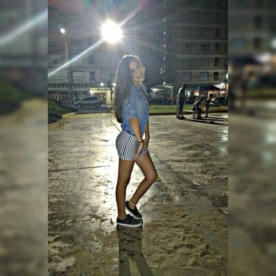 Profile Picture of Nicole 🌸 (@Carl4nicol3) on Twitter