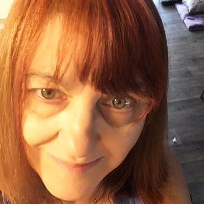 Profile Picture of Jasmine Renee Abbott (@hippieghostband) on Twitter