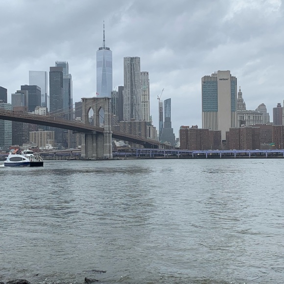 Profile Picture of Arman Hossain (@armanhossain935) on Poshmark