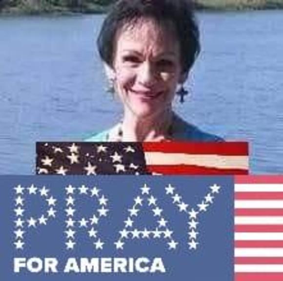 Profile Picture of Cindy Spuller fuller (@teacher5yr) on Poshmark
