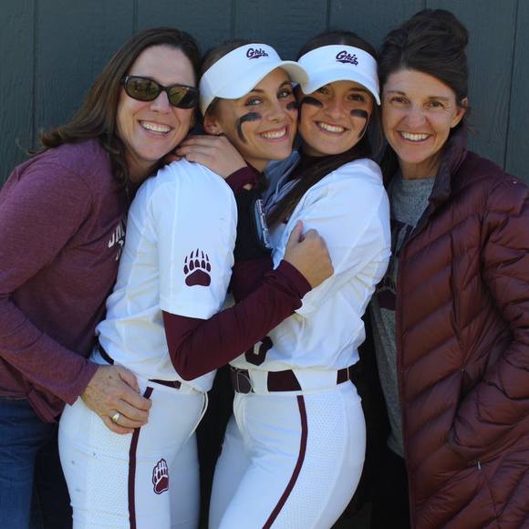 Profile Picture of Kendall Curtis (@kendallvcurtis) on Poshmark