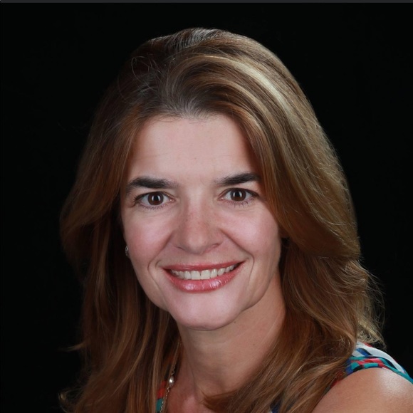 Profile Picture of Jacqueline Page (@dutchjacq) on Poshmark