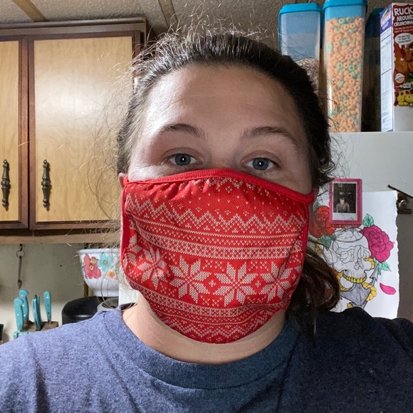 Profile Picture of Sandra Terpening (@sandraterpening) on Poshmark