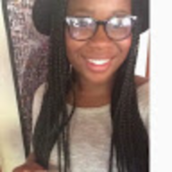 Profile Picture of Olamma Ogamba (@ogambao) on Poshmark