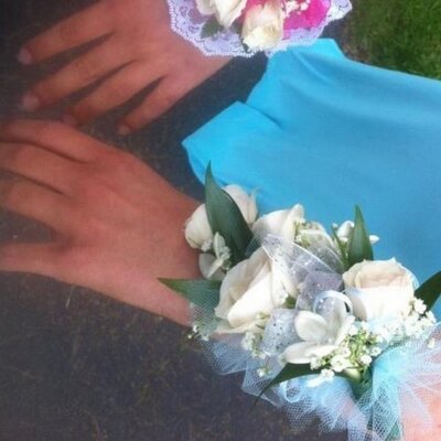 Profile Picture of Julianna Greene (@JuliannaGreene) on Twitter