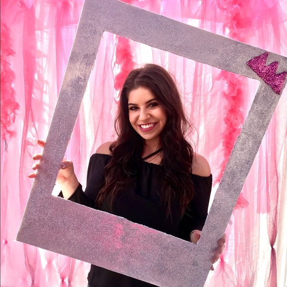 Profile Picture of Taylor Ingram (@tayloringram469) on Poshmark