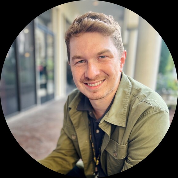 Profile Picture of Caleb Holloway (@calebgholloway) on Poshmark