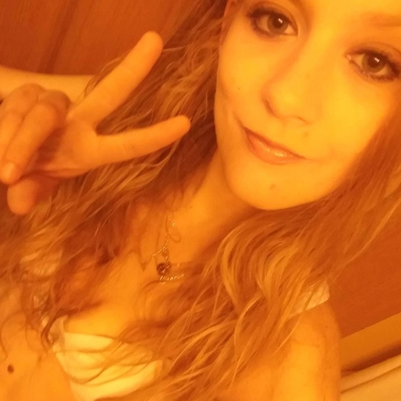 Profile Picture of Carlie Patel (@buyabarbie69) on Poshmark