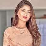 Profile Picture of Ayesha 😶 arishfians ❤ (@arshu_duniya) on Instagram