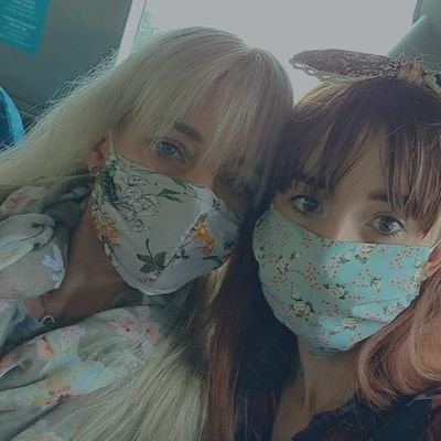 Profile Picture of Clare Hartnell (@clare_hartnell) on Twitter