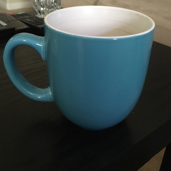 Profile Picture of Kelley Graflund (@zerogirlx03) on Poshmark