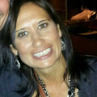 Profile Picture of Lisa Sinatra (@ljsinatra) on Twitter