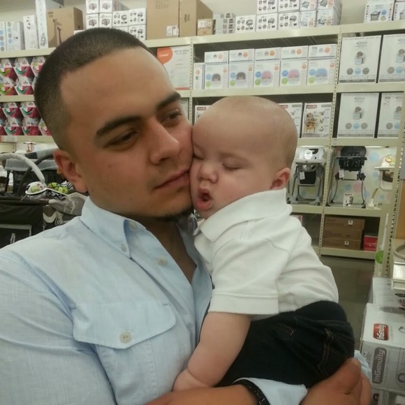 Profile Picture of Adam Taula (@ataula816) on Poshmark