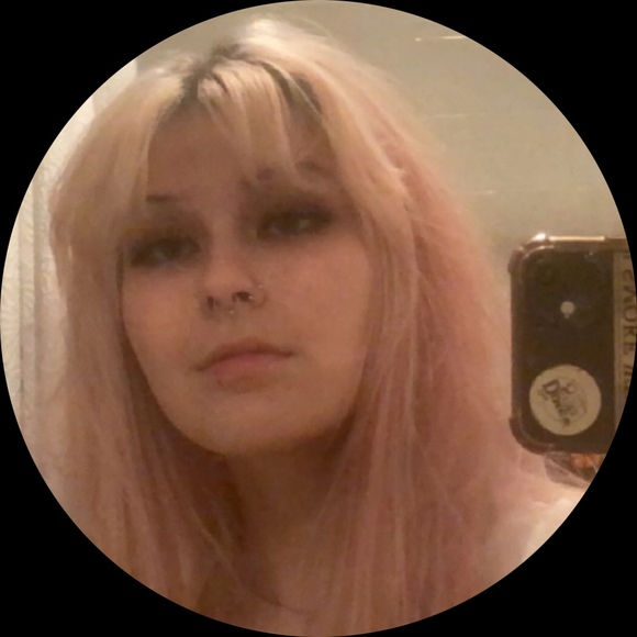 Profile Picture of Maddy Staudenmaier (@maddy4562) on Poshmark