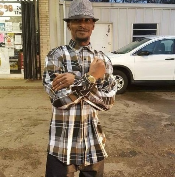 Profile Picture of Charles Perry (@perrycharles261) on Poshmark