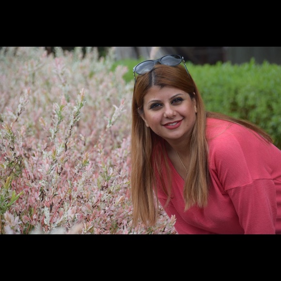 Neda Badiee - Poshmark Profile Picture of Neda Badiee (@neda_badiee) on Poshmark