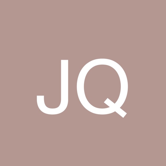 Profile Picture of Janice Queeley (@janicequeeley) on Poshmark