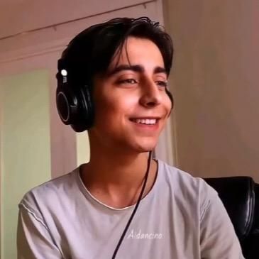 Profile Picture of Daisy🧚‍♀️ (@aidancino) on Tiktok