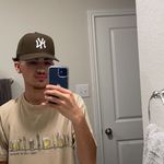 Profile Picture of alex fabela III (@dis_al3xx) on Instagram
