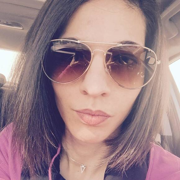 Profile Picture of Aphrodite Panagopoulos (@aphroditedee77) on Poshmark