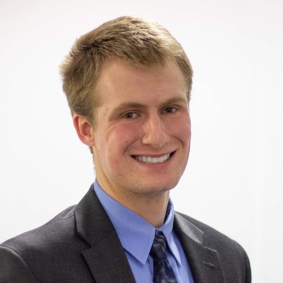Profile Picture of Derek Benson (@derumn) on Poshmark