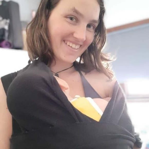 Profile Picture of Brianna Fenger (@briannacfcf) on Poshmark